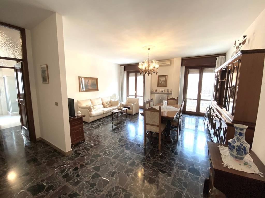 appartamento in vendita a Cusano Milanino