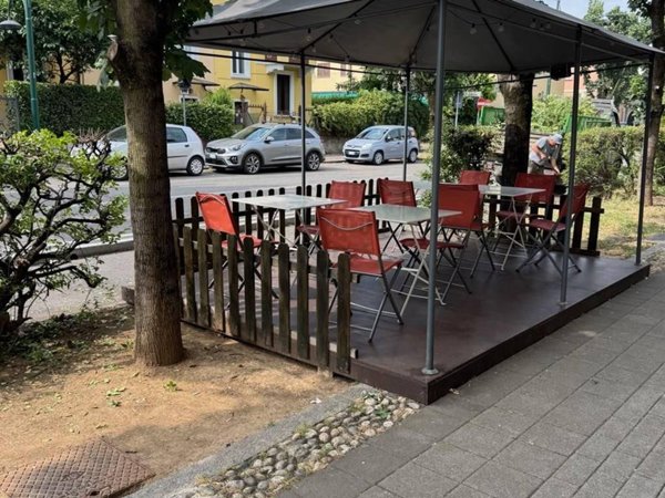 negozio in vendita a Cusano Milanino