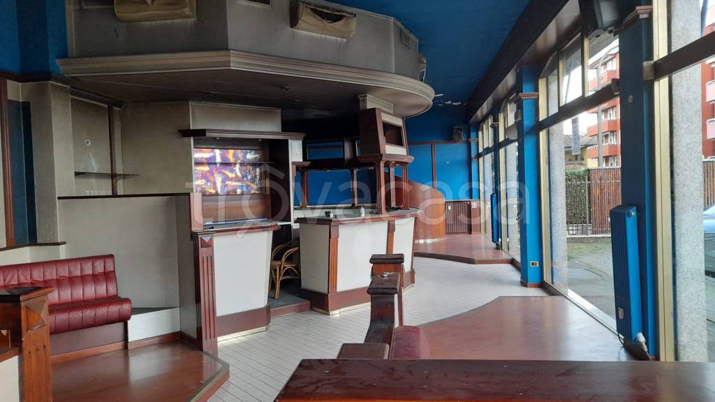 negozio in vendita a Cusano Milanino