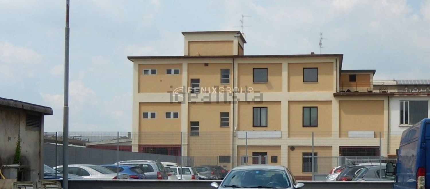 capannone in vendita a Cusano Milanino