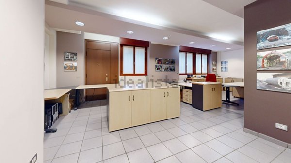 ufficio in vendita a Cusano Milanino