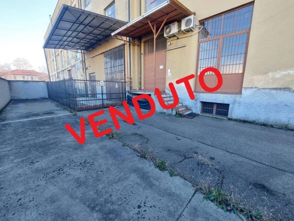 negozio in vendita a Cusano Milanino