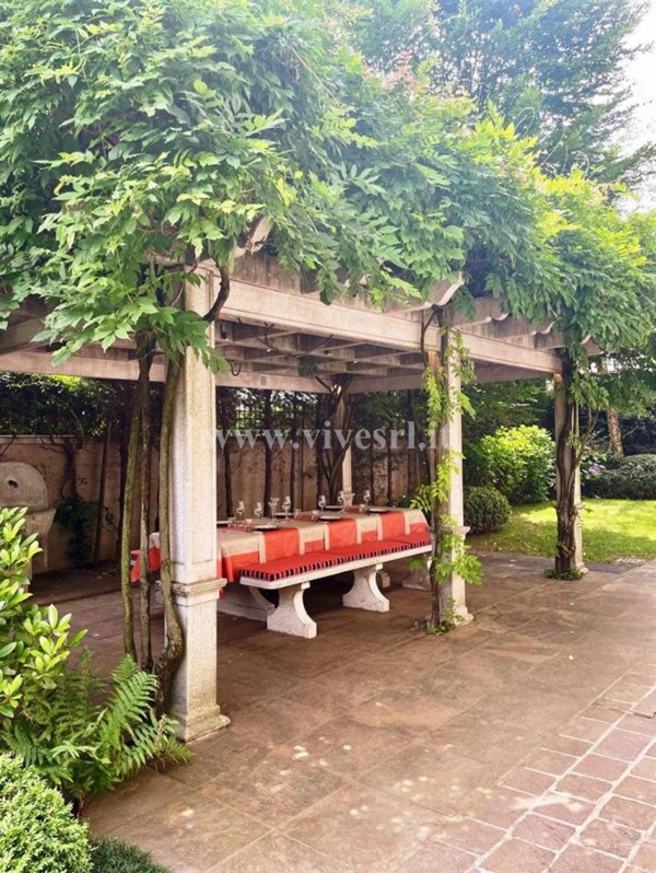 casa indipendente in vendita a Cusano Milanino