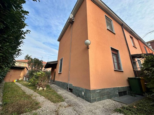 casa indipendente in vendita a Cusano Milanino