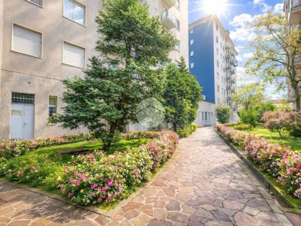 appartamento in vendita a Cusano Milanino