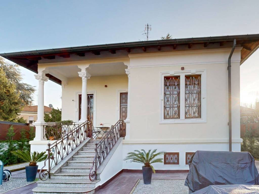 casa indipendente in vendita a Cusano Milanino