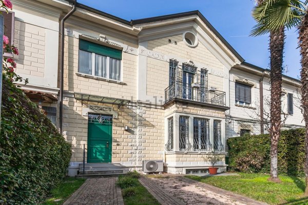 casa indipendente in vendita a Cusano Milanino