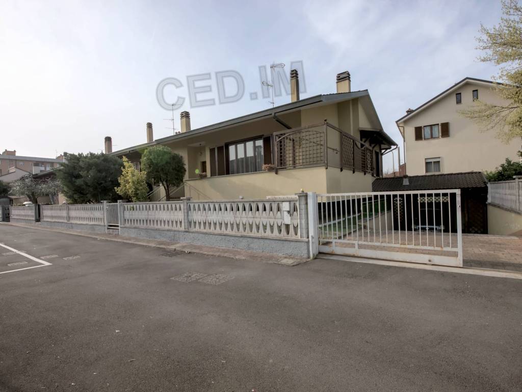 casa indipendente in vendita a Cusano Milanino