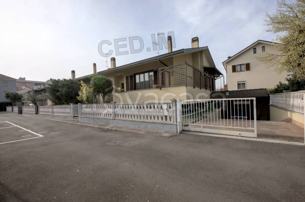 casa indipendente in vendita a Cusano Milanino