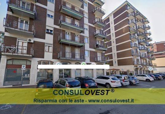 negozio in vendita a Cusano Milanino