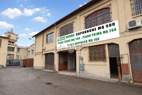 capannone in vendita a Cusano Milanino