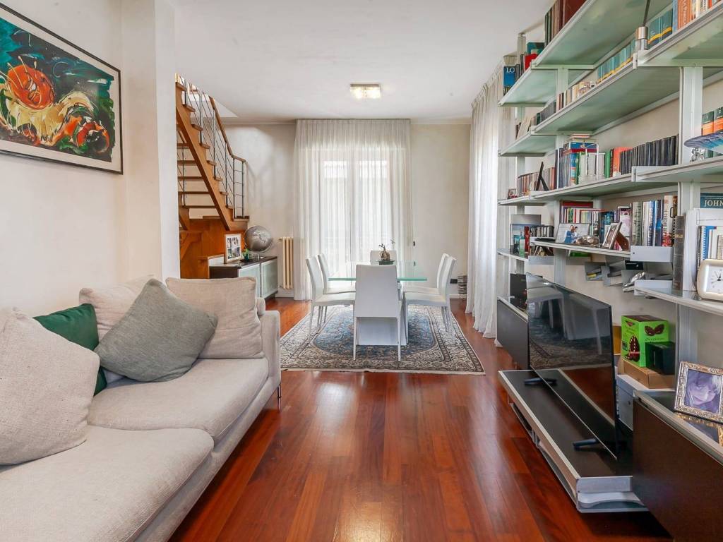 casa indipendente in vendita a Cusano Milanino