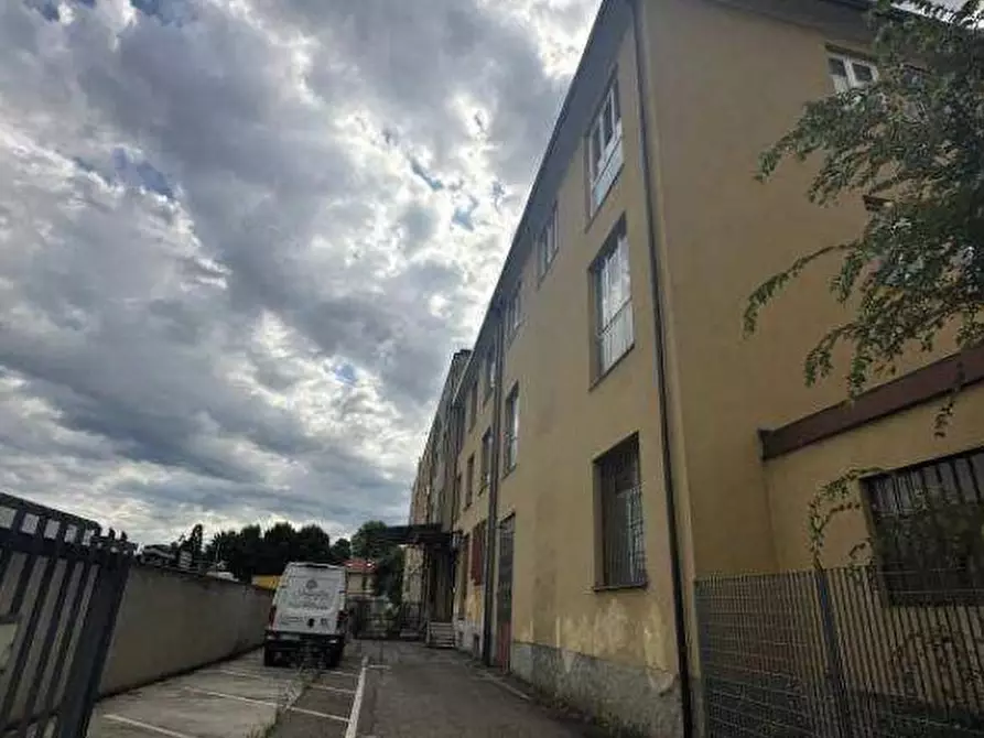 negozio in vendita a Cusano Milanino