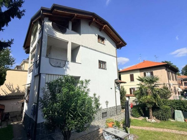 casa indipendente in vendita a Cusano Milanino