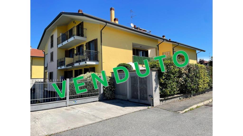 appartamento in vendita a Dairago