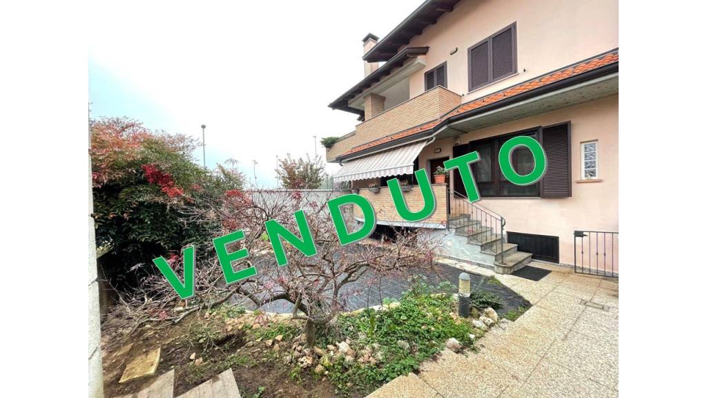 appartamento in vendita a Dairago