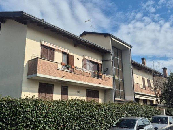 appartamento in vendita a Dairago