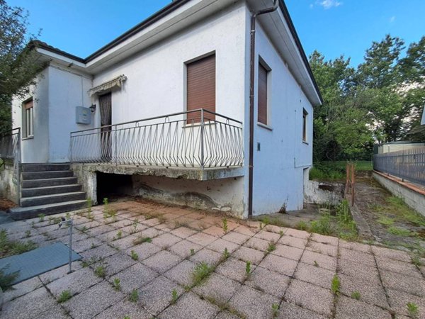 casa indipendente in vendita a Dairago
