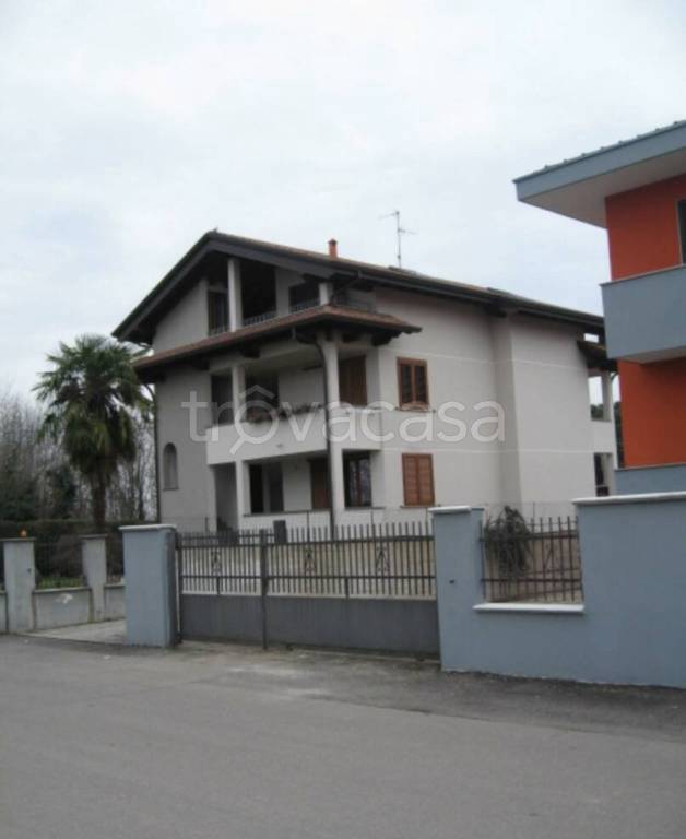 appartamento in vendita a Dairago