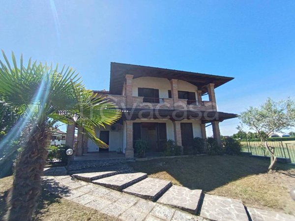 casa indipendente in vendita a Dairago