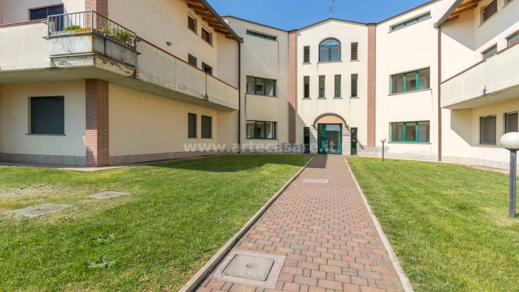 appartamento in vendita a Dairago