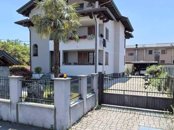 appartamento in vendita a Dairago