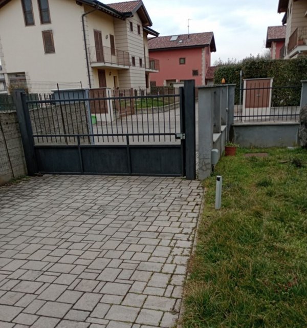 appartamento in vendita a Dairago