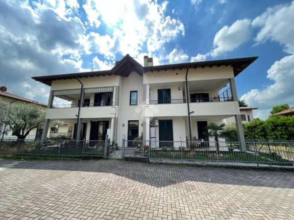 appartamento in vendita a Dairago