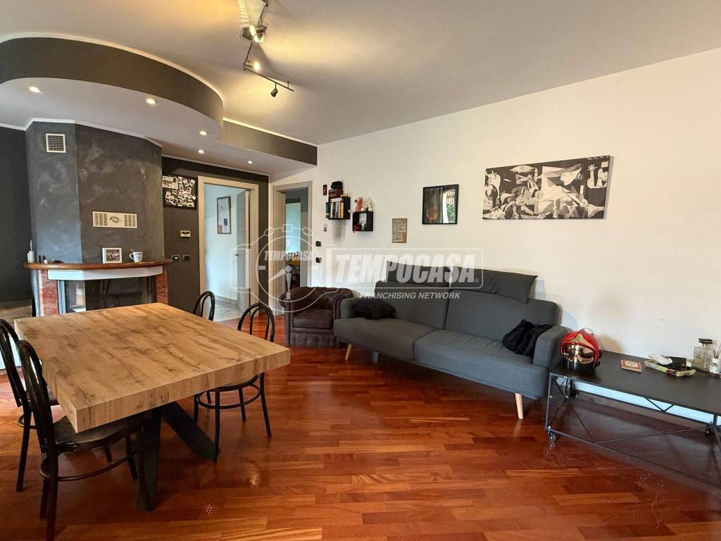 appartamento in vendita a Dairago