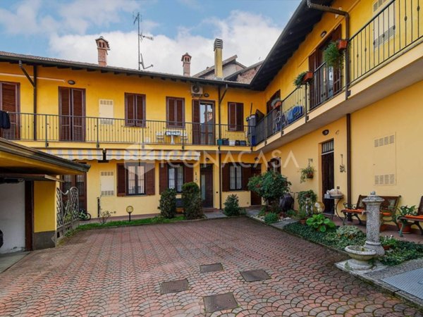 appartamento in vendita a Dairago