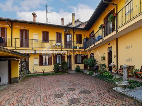 appartamento in vendita a Dairago