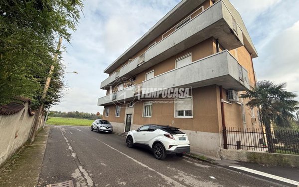 appartamento in vendita a Dairago