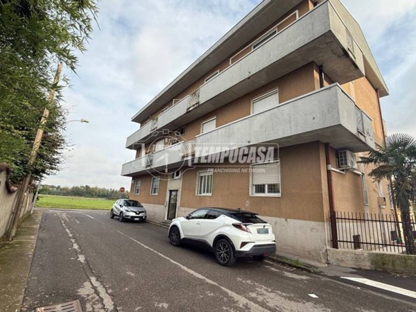 appartamento in vendita a Dairago