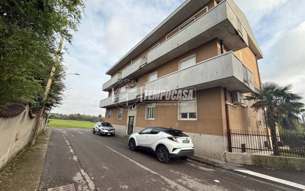 appartamento in vendita a Dairago