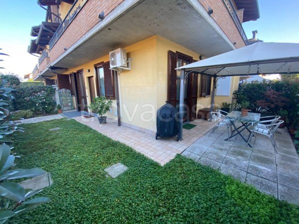 casa indipendente in vendita a Dairago