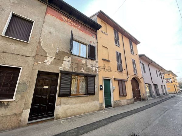 casale in vendita a Dairago