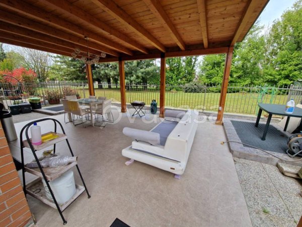 casa indipendente in vendita a Dairago