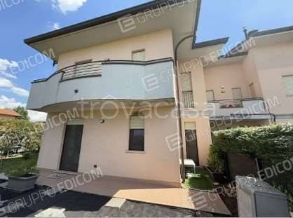 appartamento in vendita a Dairago