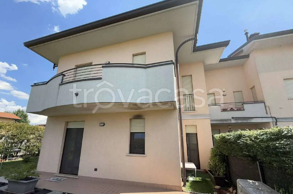 appartamento in vendita a Dairago