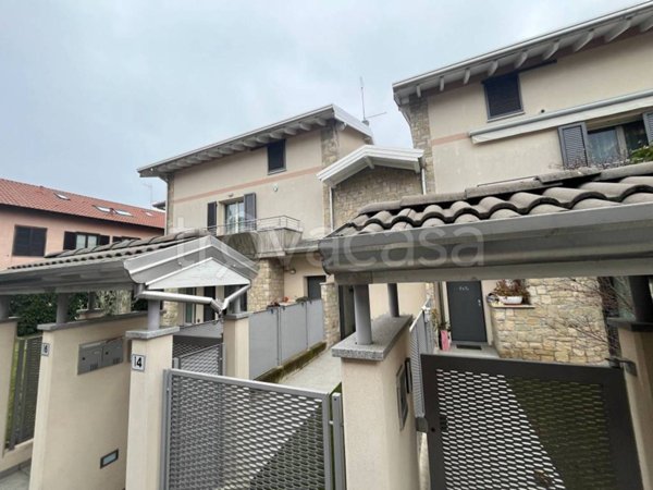 appartamento in vendita a Dairago