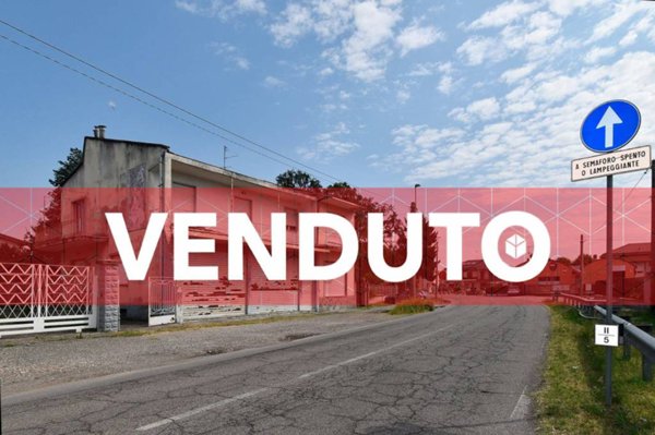 casa indipendente in vendita a Dairago