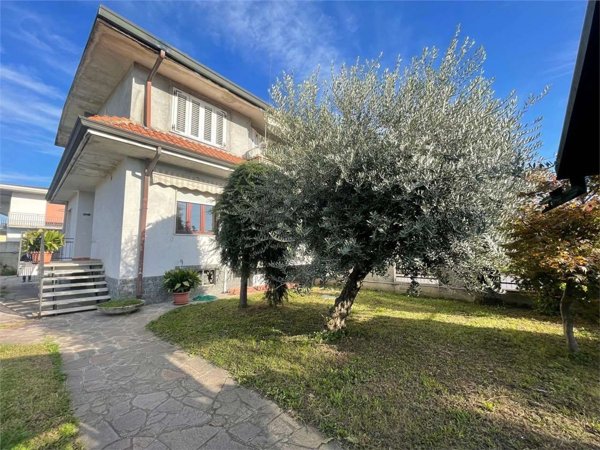 appartamento in vendita a Dairago