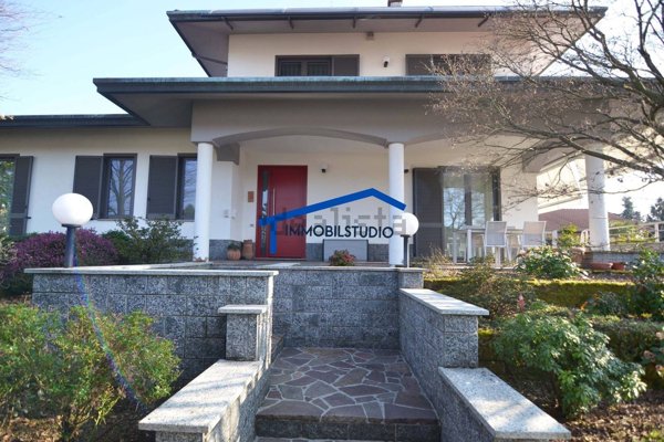 casa indipendente in vendita a Dairago