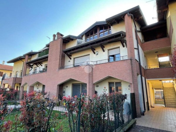appartamento in vendita a Dairago
