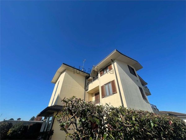 appartamento in vendita a Dairago