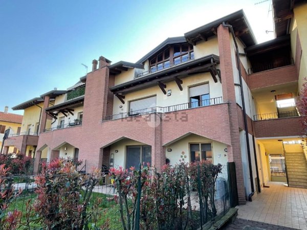 appartamento in vendita a Dairago