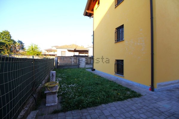 casa indipendente in vendita a Dairago