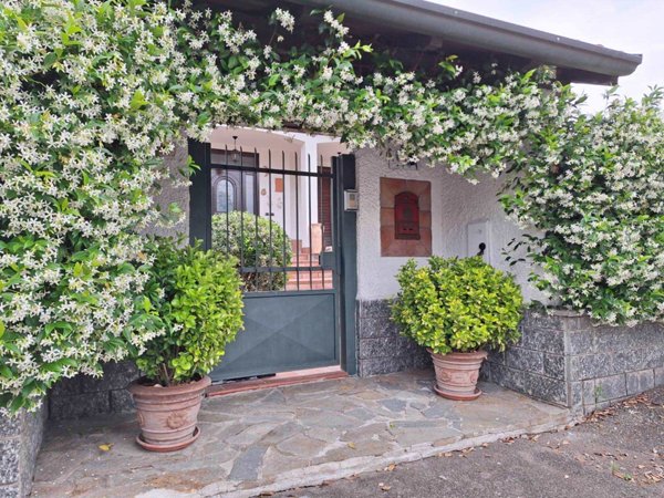 casa indipendente in vendita a Dairago