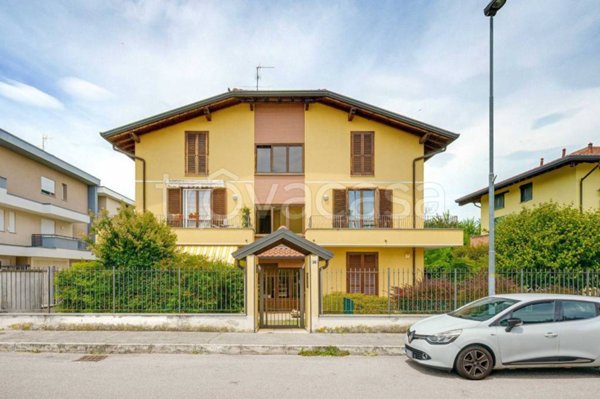 appartamento in vendita a Dairago