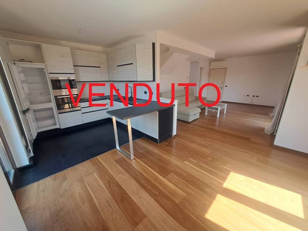 appartamento in vendita a Dairago